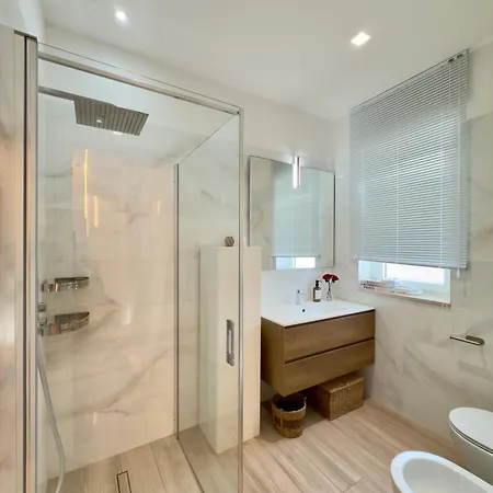 Ikal * מודוניו