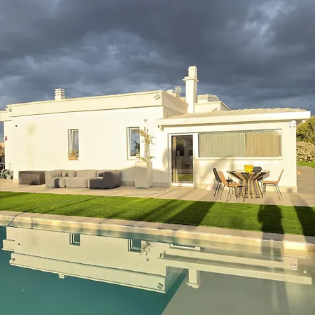 Villa Ikal